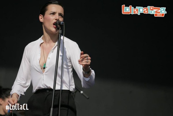 Savages  no festival Lollapallooza 2014 – Santiago do Chile. Foto por Savages/Getty Images/Lotus Produccione