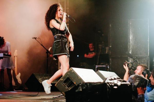 Charli XCX se apresenta no Meca Festival, em Maquiné, RS. Foto: Guilherme Moraes /505 Indie