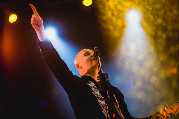 Billy Corgan se apresenta no palco Axe. Foto: IHateFlash / Lollapalooza
